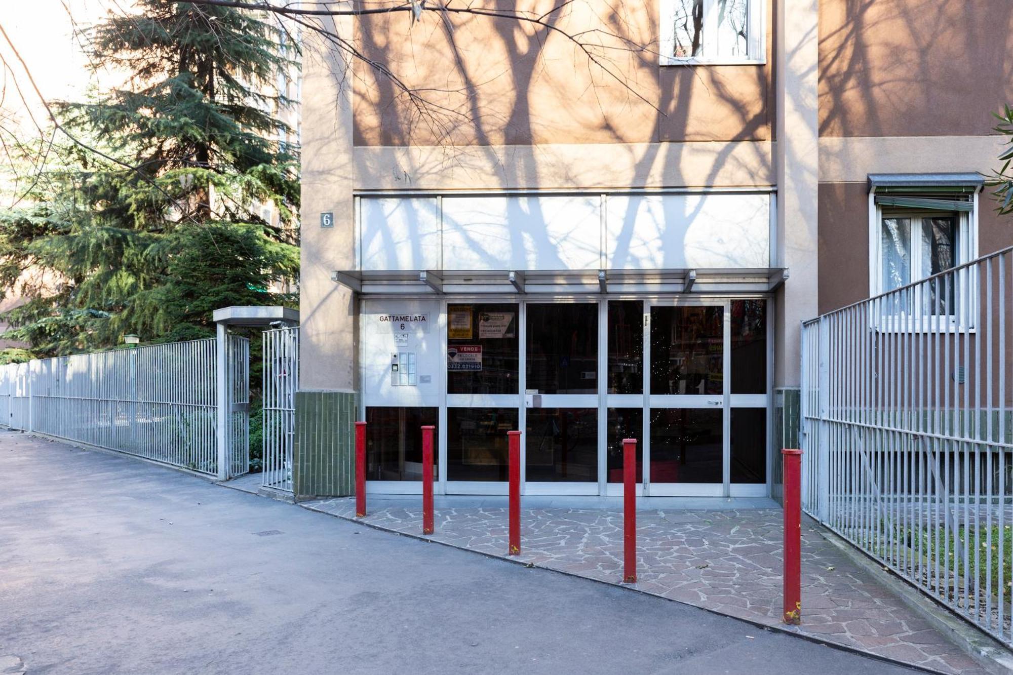 Gattamelata Fiera Lodge Mailand Exterior foto
